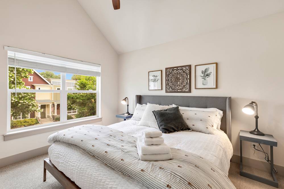 Photo of Bedroom in Old Town North