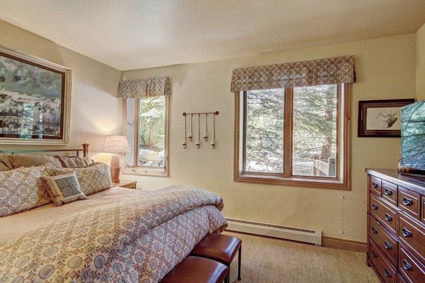 Photo of Bedroom in Edwards
