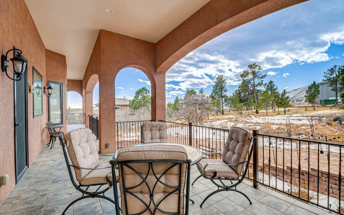 Photo of Patio Balcony in Mountain Shadows