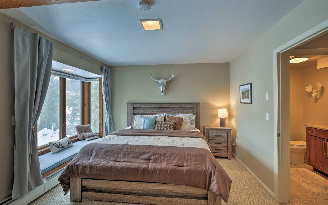 Photo of Bedroom in Grand Lake