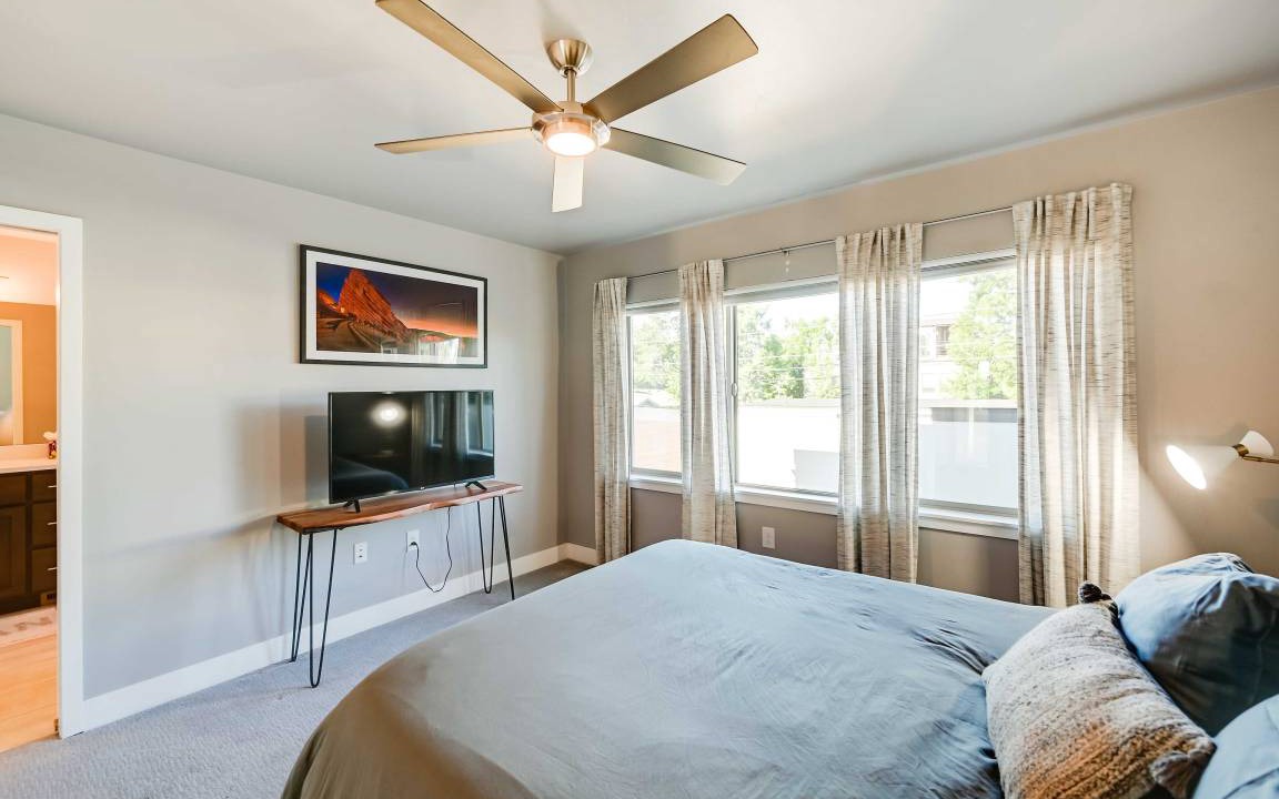 Photo of Bedroom in Englewood
