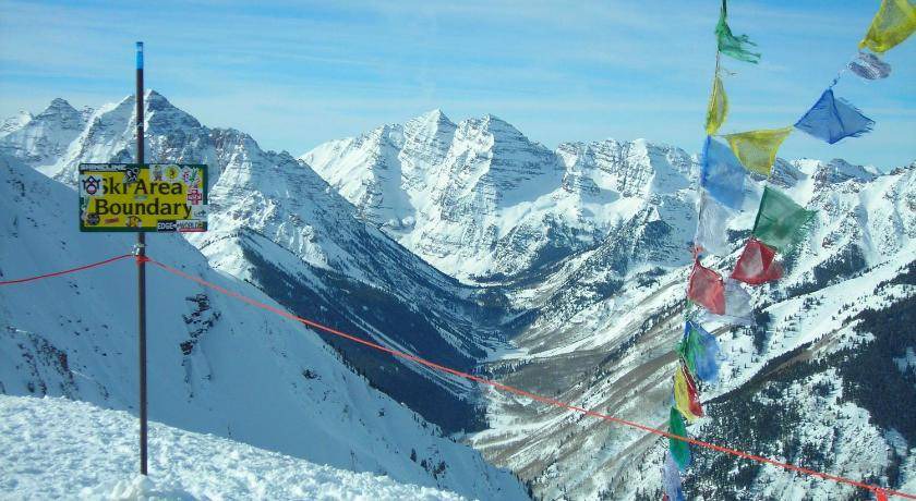 Photo of Others in Aspen