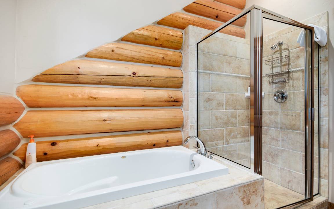 Photo of Bathroom in Quandary Village