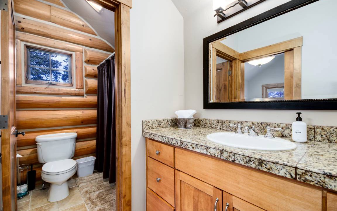 Photo of Bathroom in Quandary Village
