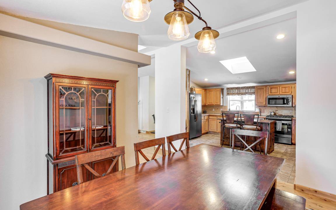 Photo of Livingroom in Forest Lakes