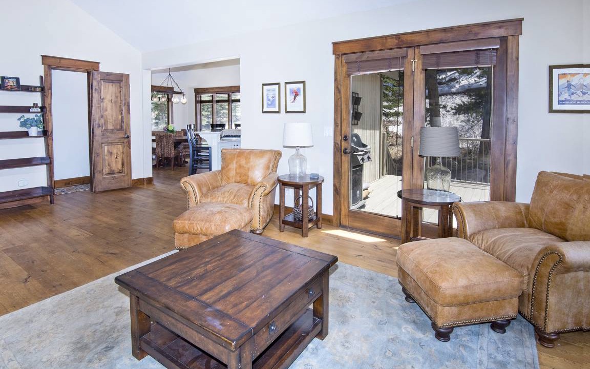 Photo of Livingroom in Vail