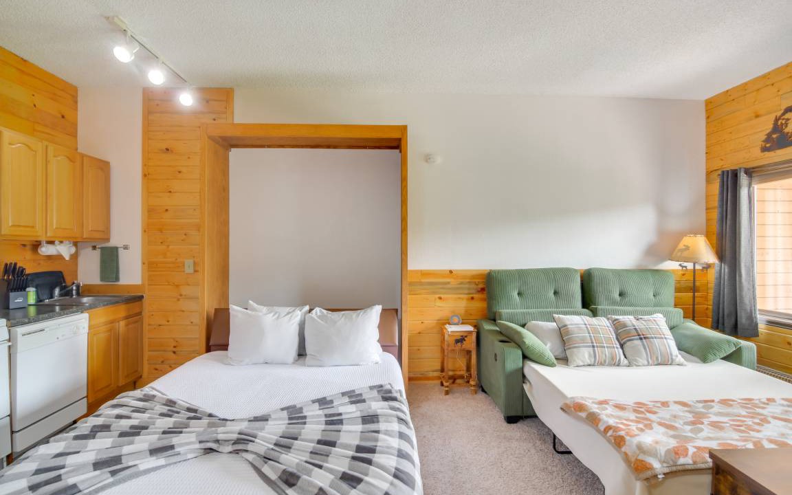 Photo of Bedroom in Granby