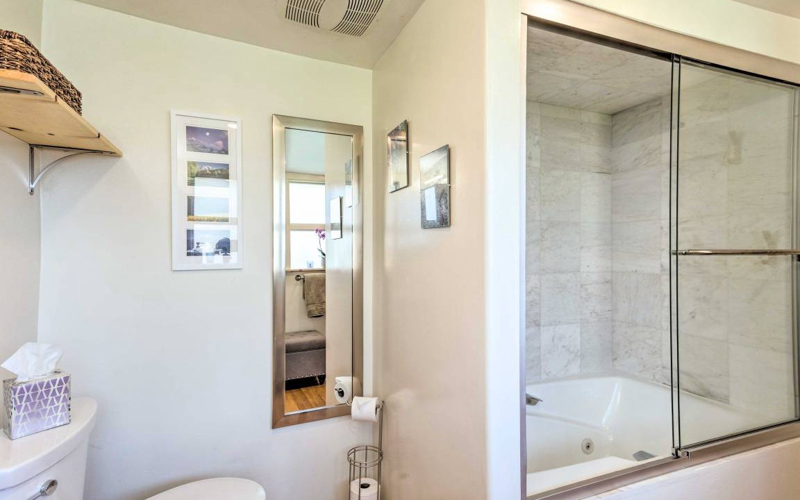 Photo of Bathroom in Carbondale
