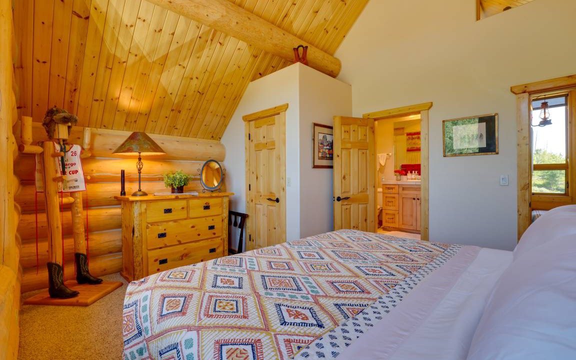 Photo of Bedroom in Granby