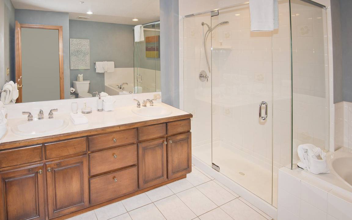 Photo of Bathroom in Edwards