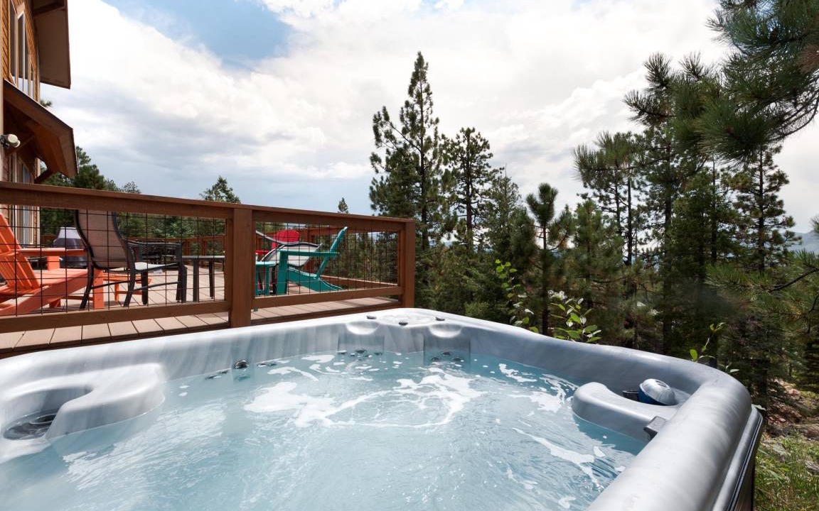 Photo of Patio Balcony in Columbine Lake