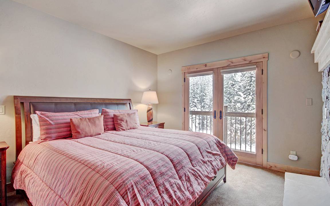 Photo of Bedroom in Copper Mountain Village