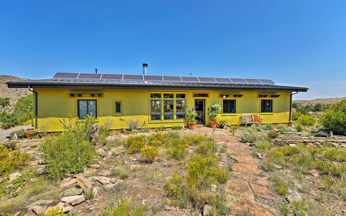 Photo of Buildings in Del Norte