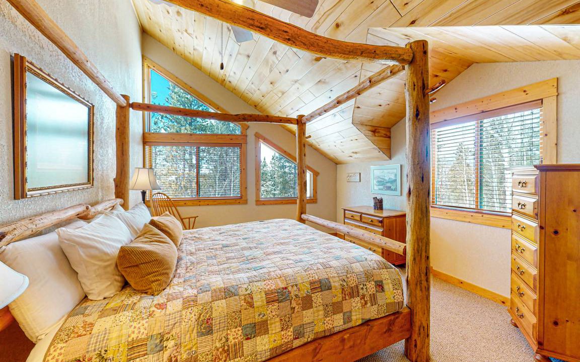 Photo of Bedroom in Sunset Ridge