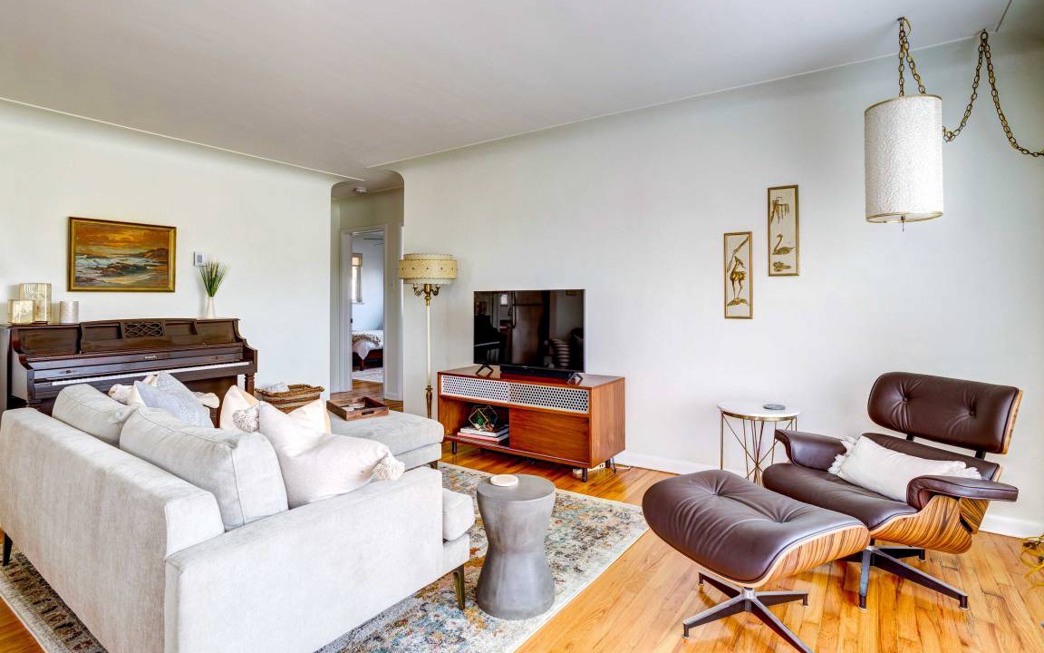 Photo of Livingroom in Northeast Park Hill