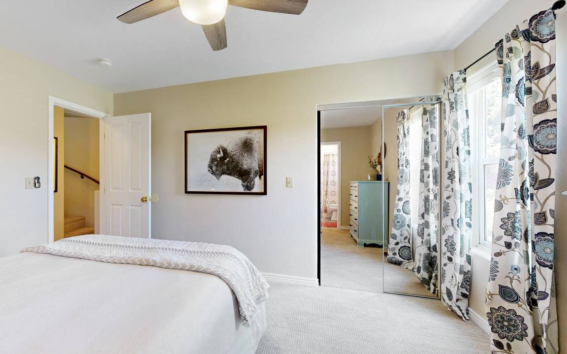 Photo of Bedroom in Edwards