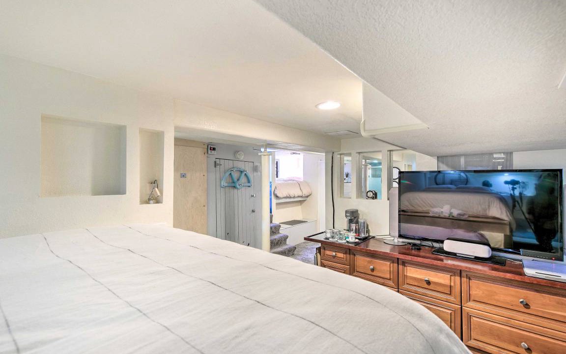 Photo of Bedroom in Whittier