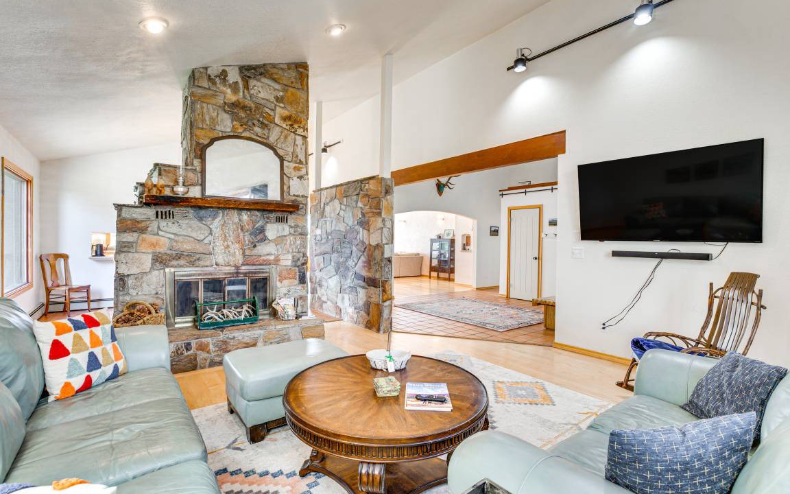 Photo of Livingroom in Palisade
