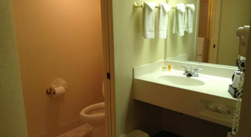 Photo of Bathroom in Aurora