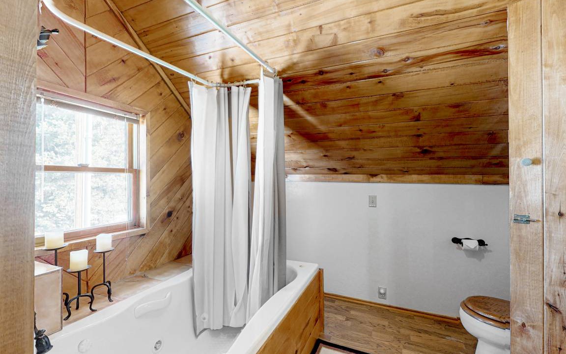 Photo of Bathroom in South Fork