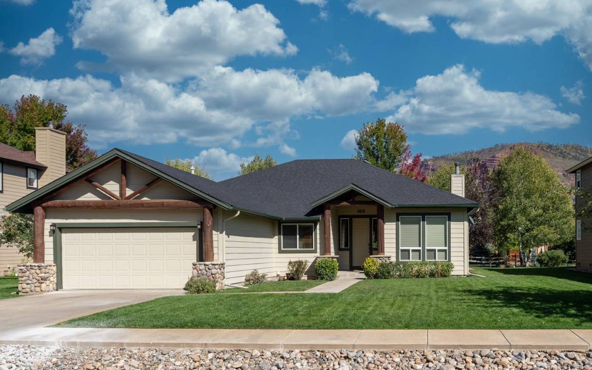 Photo of Buildings in Dalton Ranch