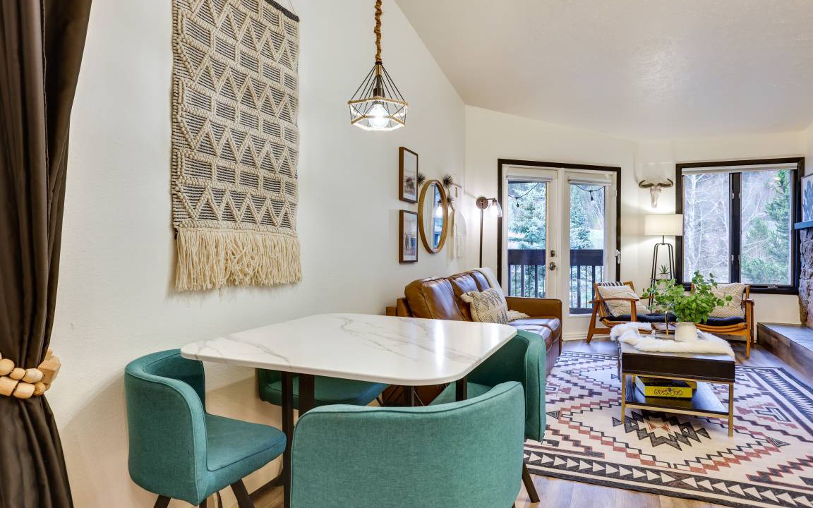 Photo of Livingroom in Copper Mountain Village