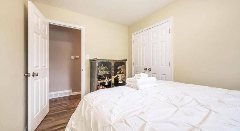 Photo of Bedroom in West Colorado Springs