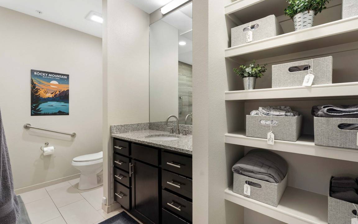 Photo of Bathroom in Golden
