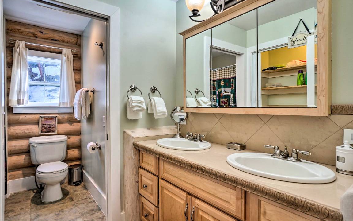 Photo of Bathroom in Red Feather Lakes