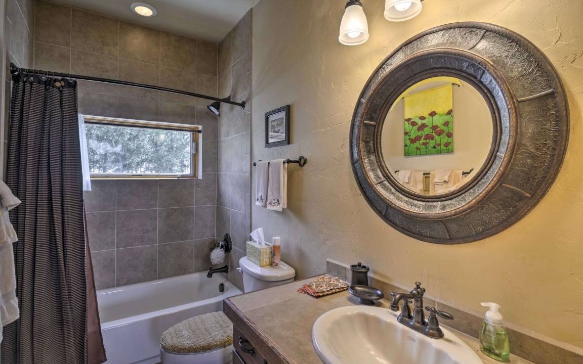 Photo of Bathroom in Michigan Hill