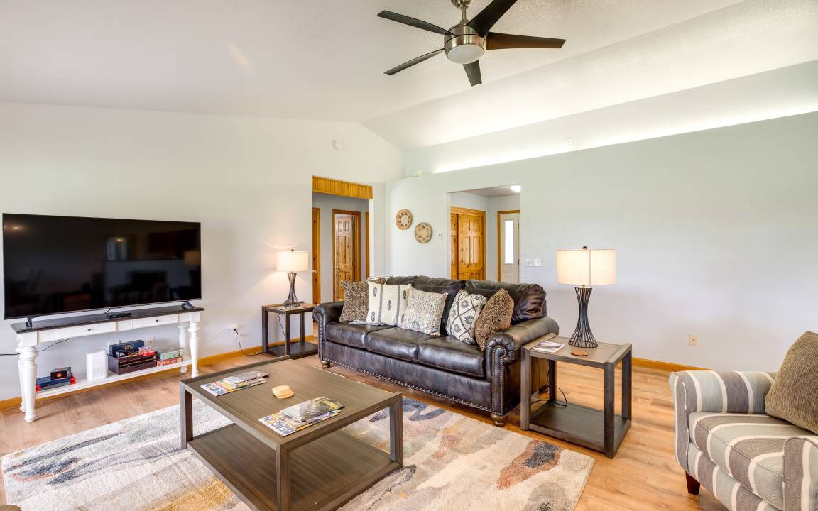 Photo of Livingroom in Vernal