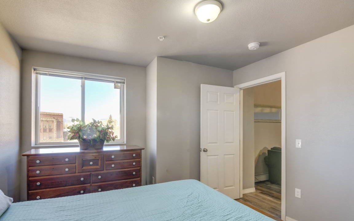 Photo of Bedroom in Del Norte