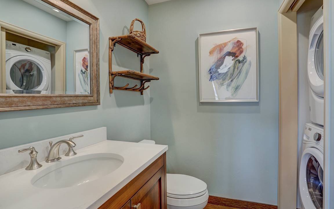 Photo of Bathroom in Edwards