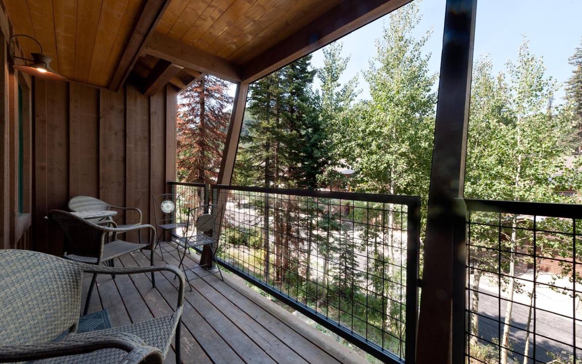 Photo of Patio Balcony in Purgatory