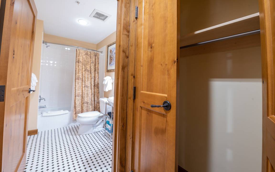 Photo of Bathroom in Crested Butte