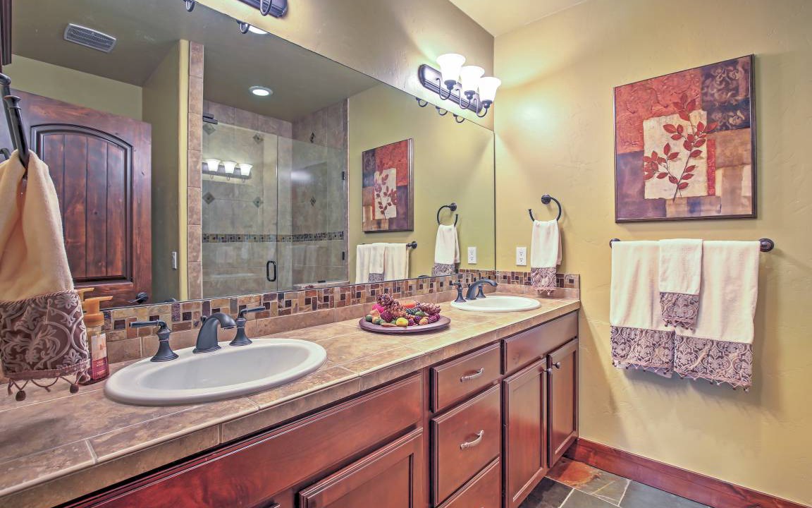 Photo of Bathroom in Fraser