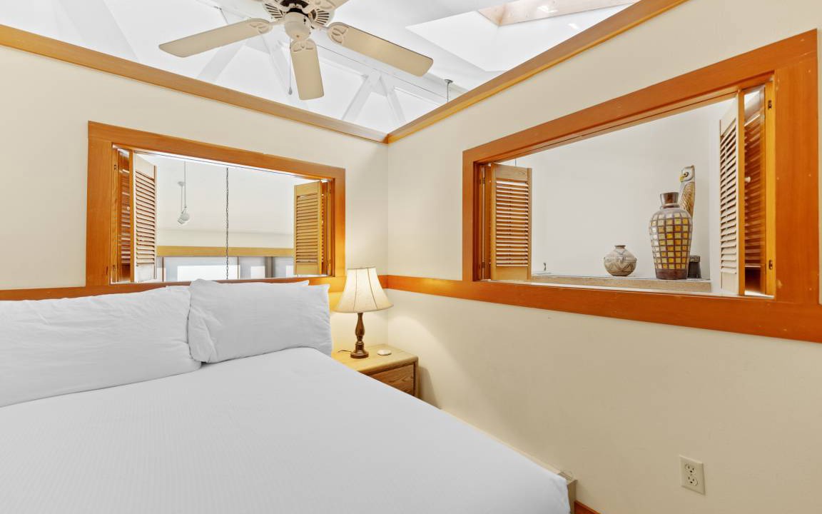 Photo of Bedroom in Lakeside Village
