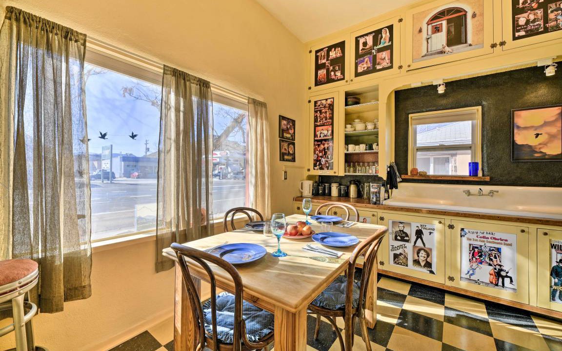 Photo of Livingroom in Del Norte
