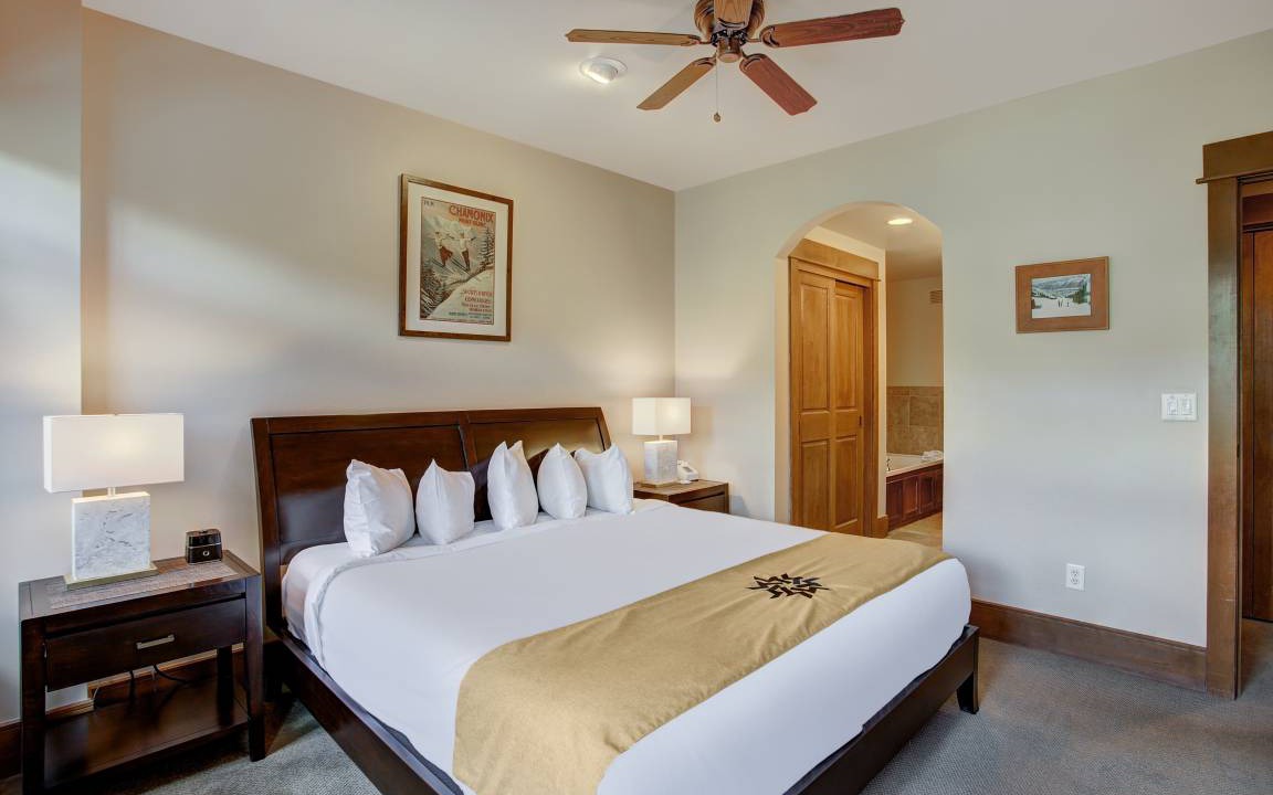 Photo of Bedroom in River Run