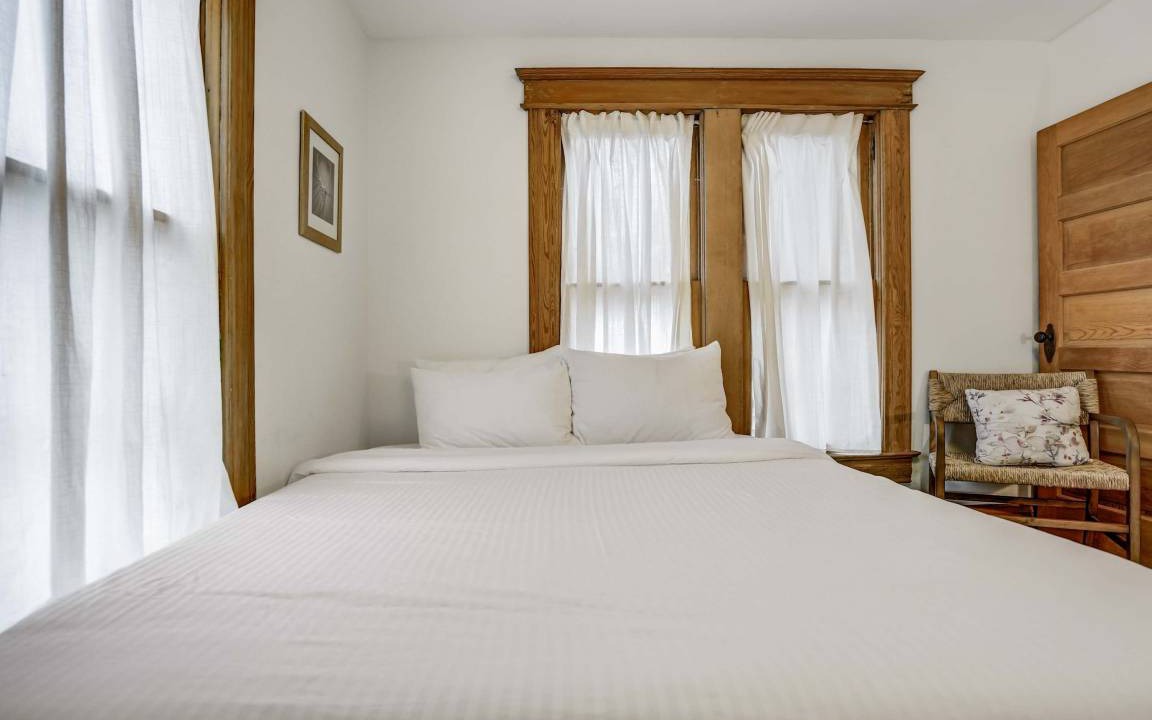 Photo of Bedroom in West Colorado Springs