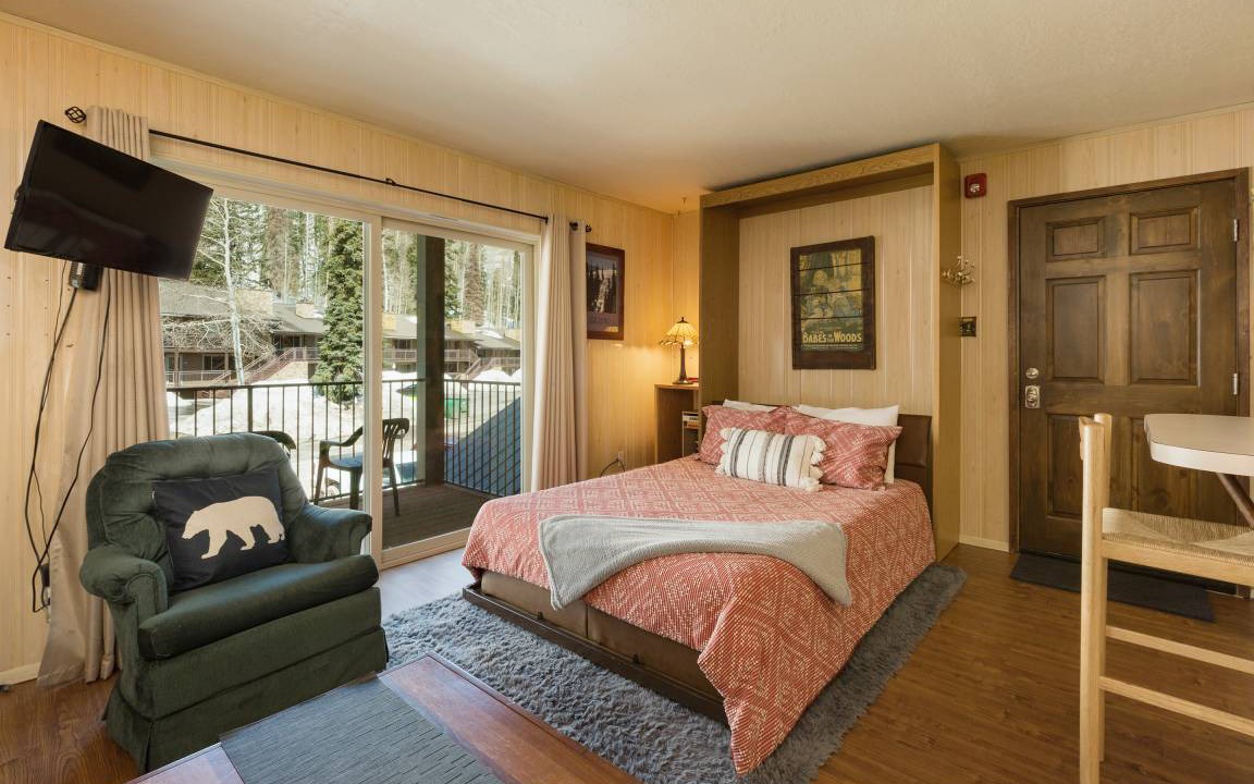 Photo of Bedroom in Purgatory