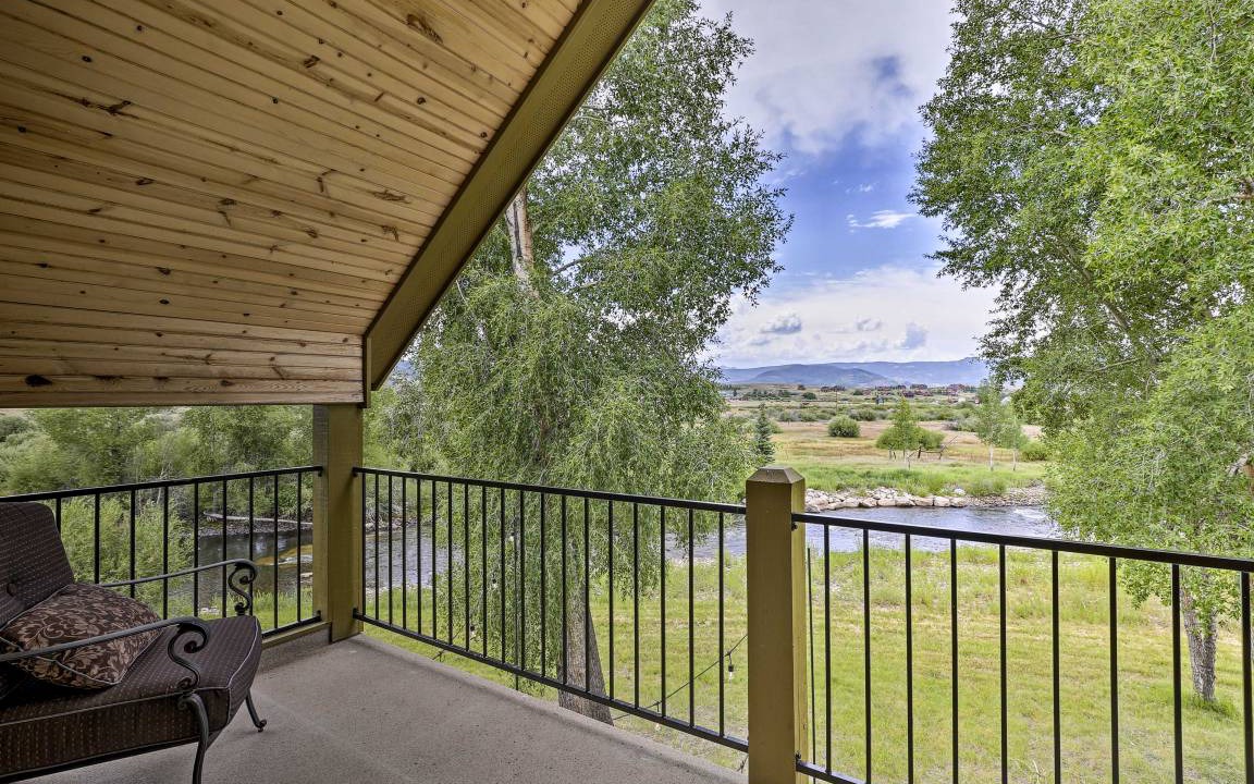 Photo of Patio Balcony in Granby