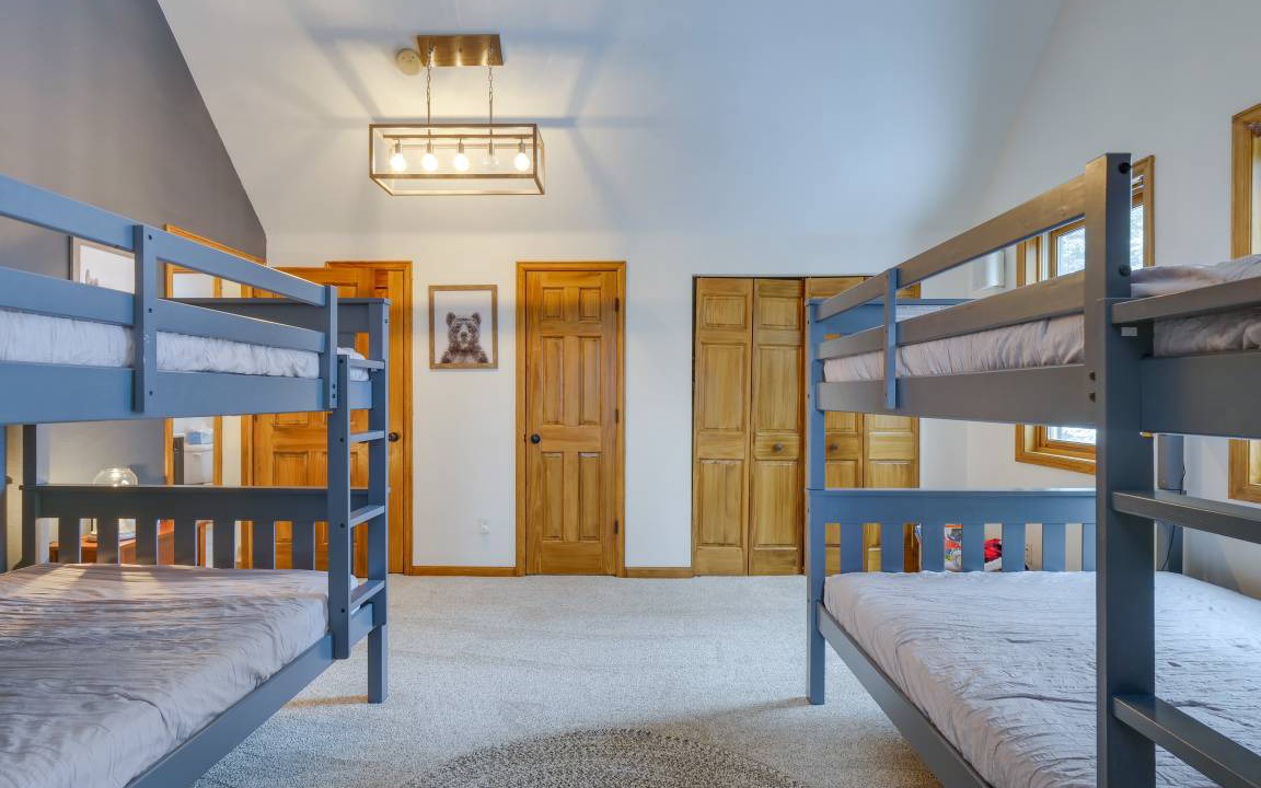 Photo of Bedroom in Quandary Village
