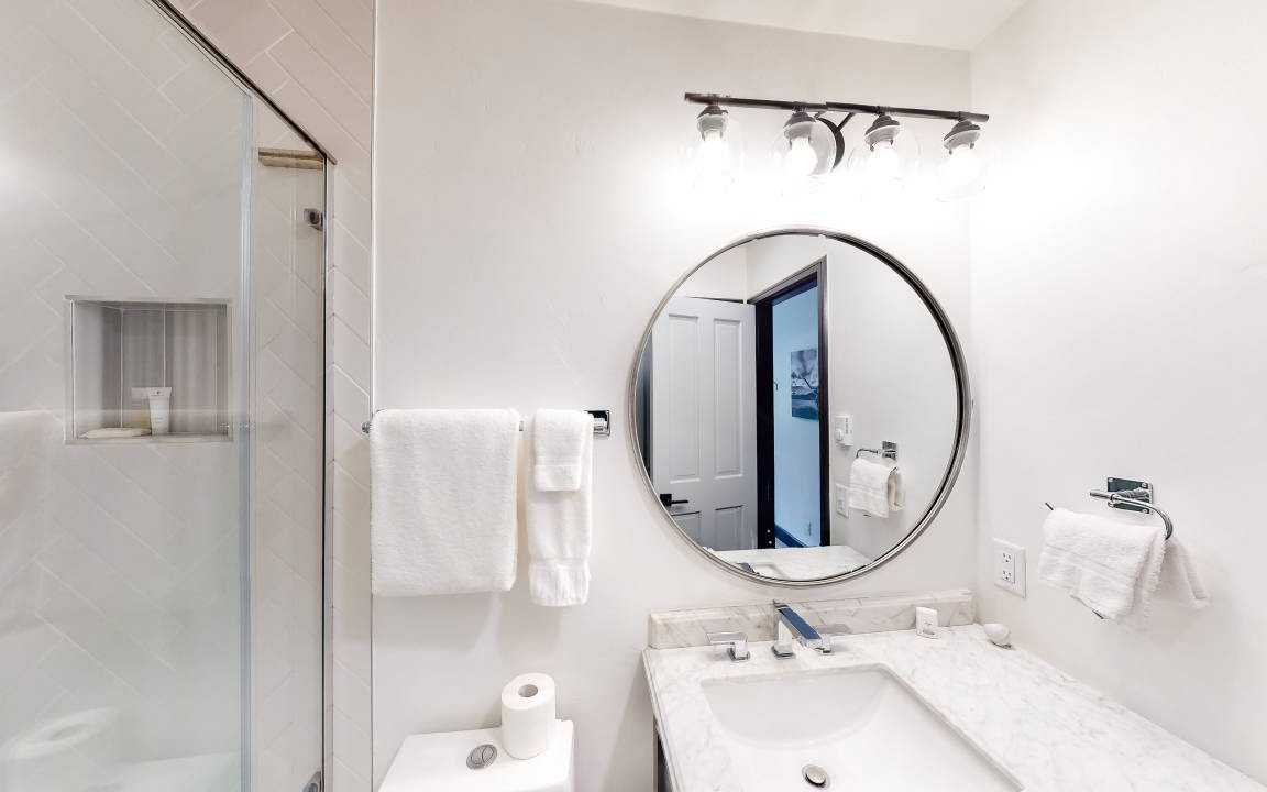 Photo of Bathroom in Highlands Townhomes