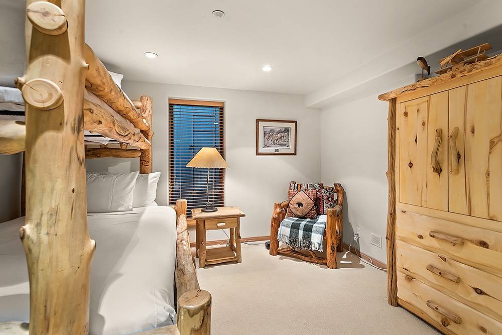 Photo of Bedroom in Aspen