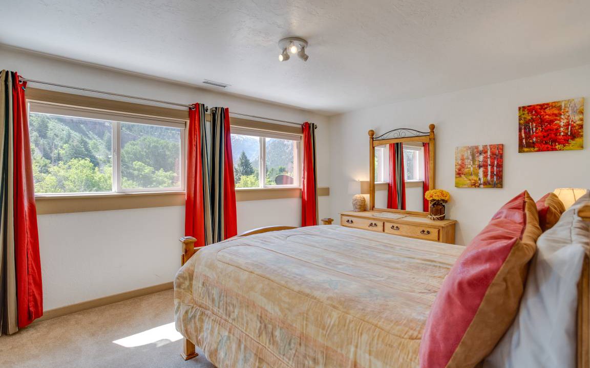Photo of Bedroom in Ridgway