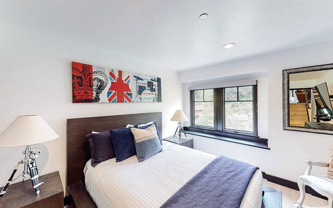 Photo of Bedroom in Highlands Townhomes