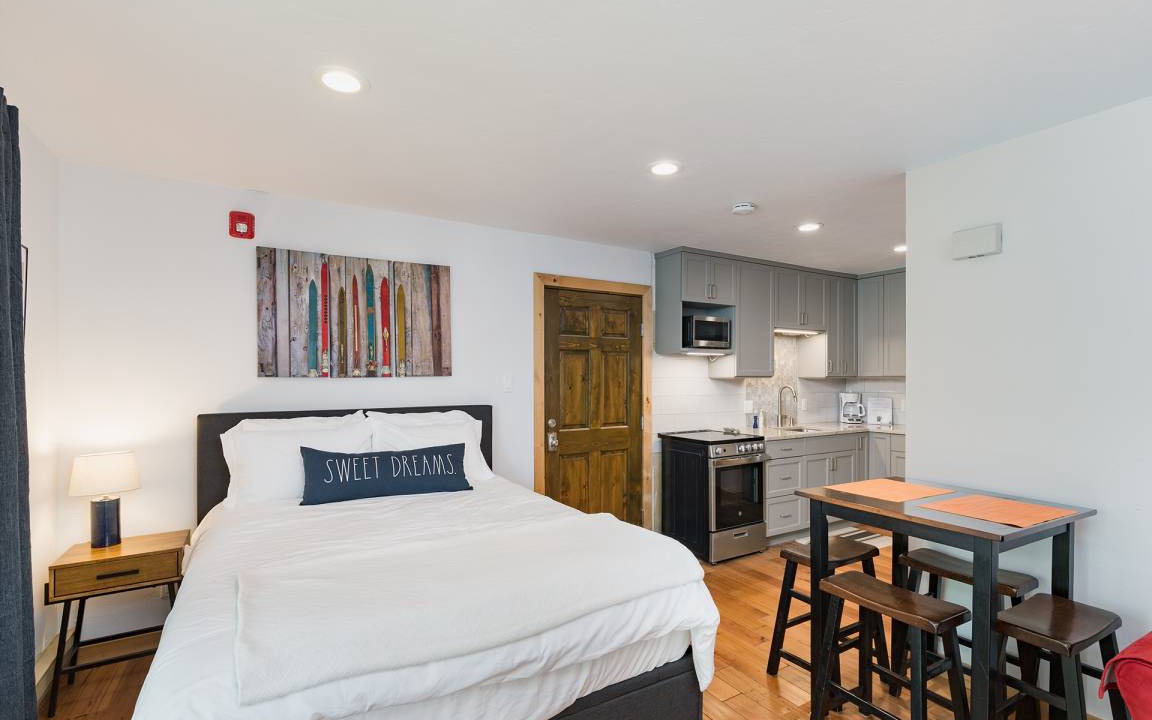 Photo of Bedroom in Purgatory