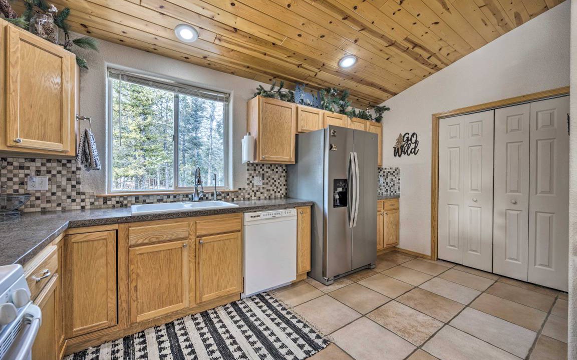 Photo of Kitchen in Woodland Park