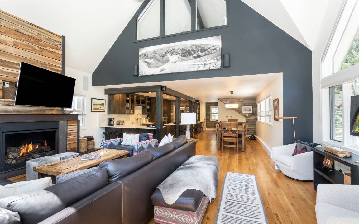 Photo of Livingroom in Telluride